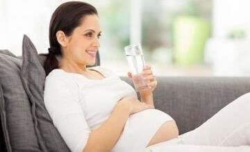 panza de 27 semanas de embarazo